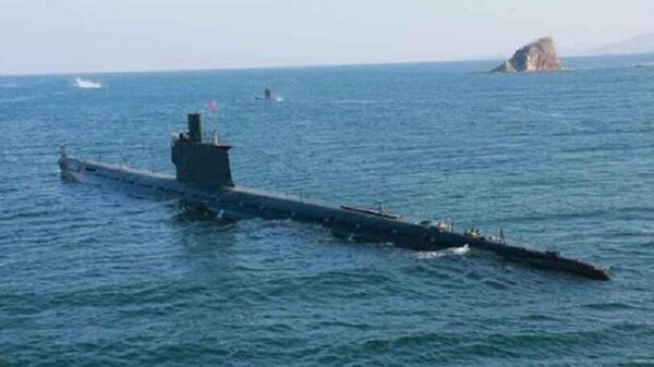 Submarino da classe Sinpo da Coreia do Norte (imagem referencial). - Sputnik Brasil