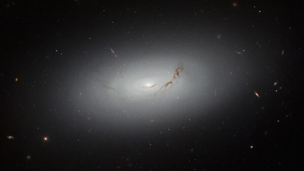 Galáxia lenticular NGC 3156 - Sputnik Brasil