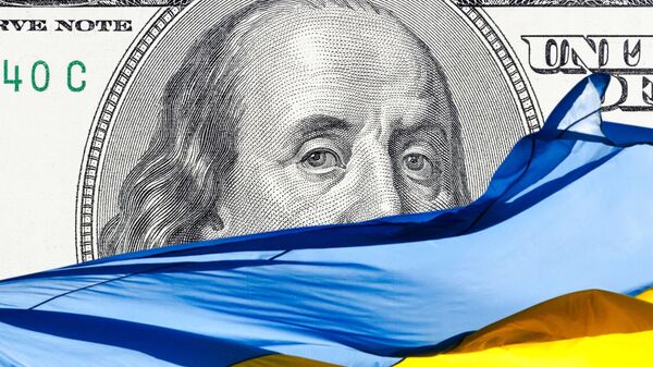 Cédula de dólar americano e bandeira da Ucrânia - Sputnik Brasil