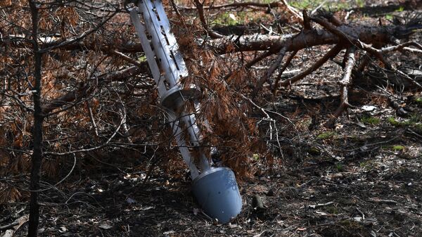 Ucrânia bombardeia Donetsk com mísseis de fragmentação