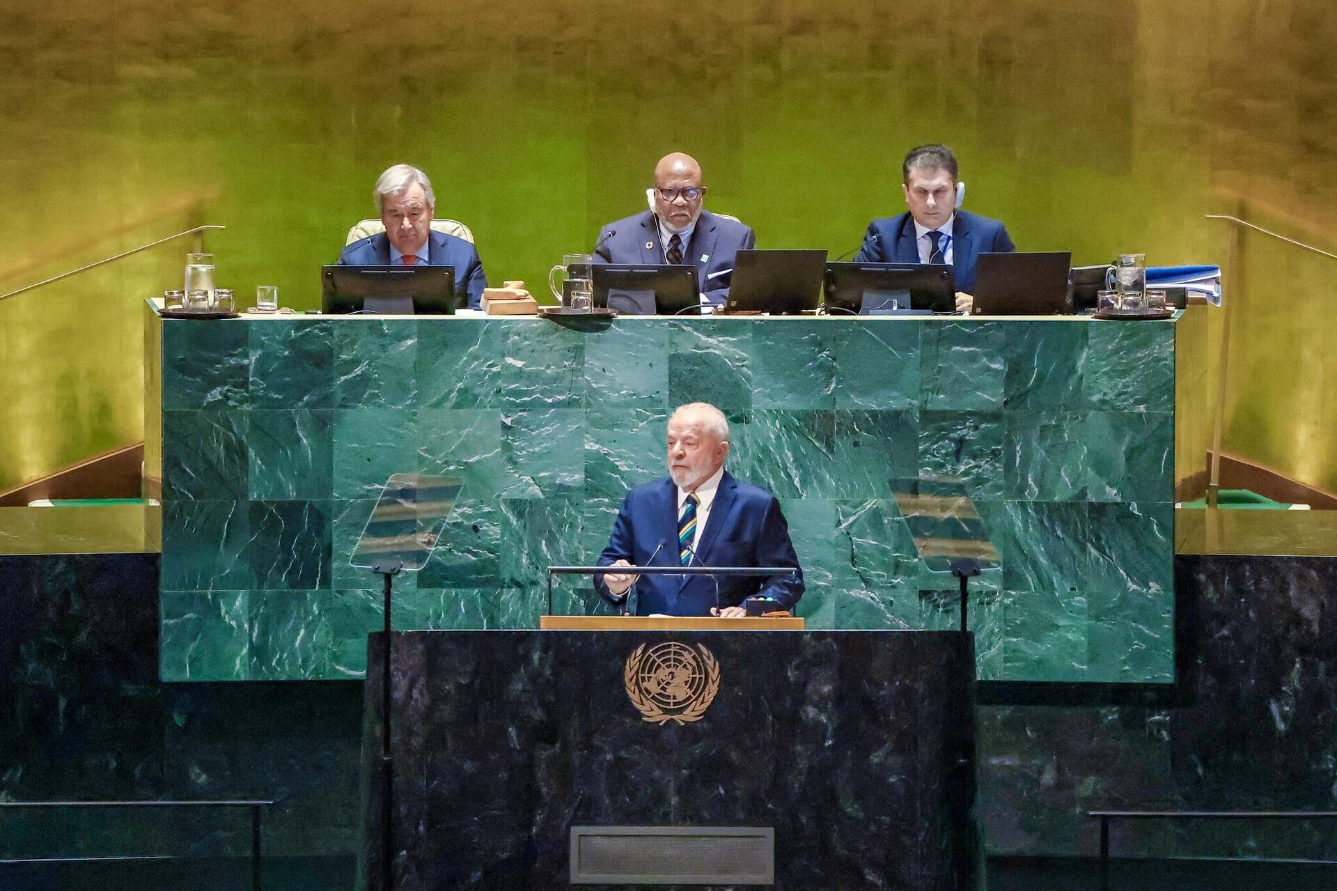 Luiz Inácio Lula da Silva discursa na abertura da 78ª Assembleia Geral da ONU, em Nova York. EUA, 19 de setembro de 2023 - Sputnik Brasil, 1920, 28.09.2023