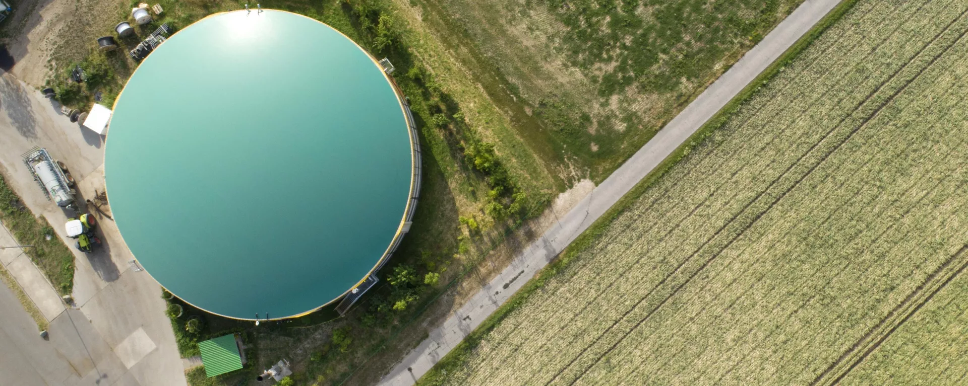 Vista aérea de uma fábrica de biogás - Sputnik Brasil, 1920, 24.09.2023