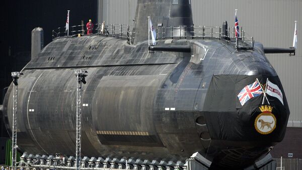 Primeiro submarino nuclear britânico da classe Astute da empresa BAE Systems em Barrow-in-Furness, Cumbria, Inglaterra, 10 de outubro de 2012 - Sputnik Brasil