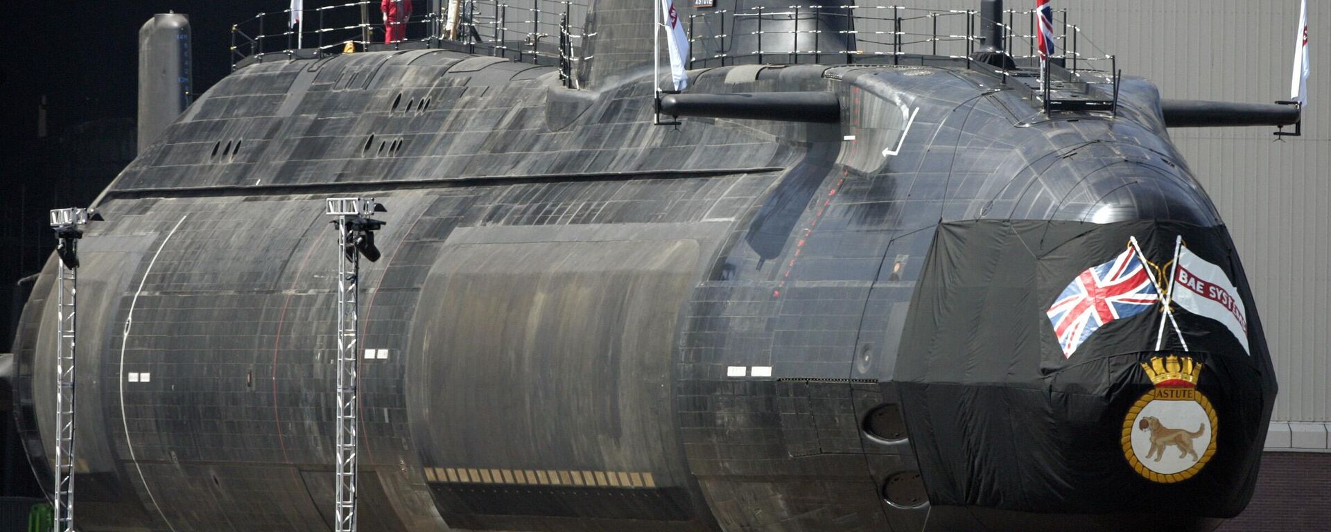 Primeiro submarino nuclear britânico da classe Astute da empresa BAE Systems em Barrow-in-Furness, Cumbria, Inglaterra, 10 de outubro de 2012 - Sputnik Brasil, 1920, 02.10.2023