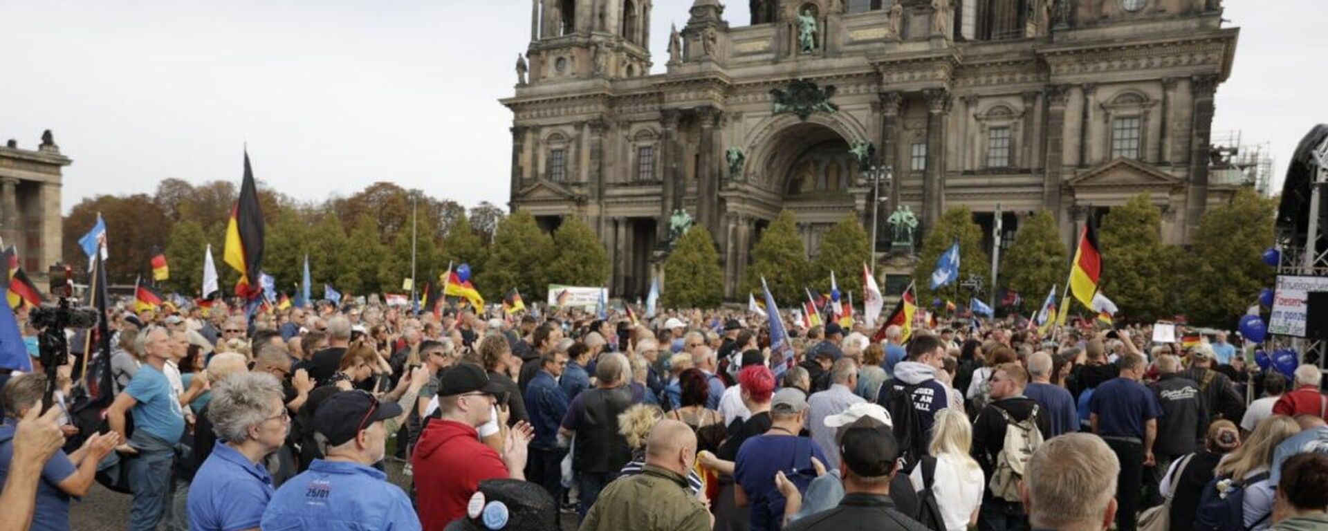 Protesto de ativistas próximos do partido de direita Alternativa para a Alemanha. Berlim, 3 de outubro de 2023 - Sputnik Brasil, 1920, 03.10.2023