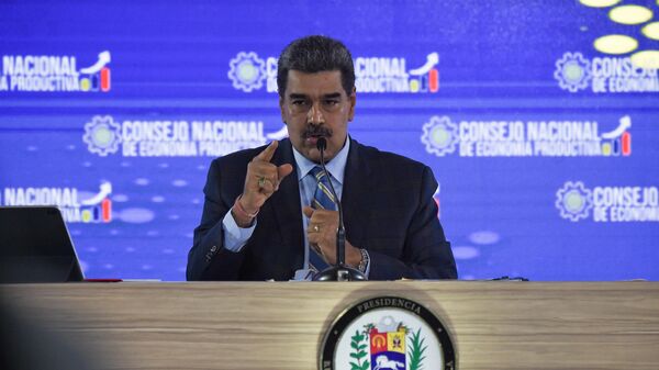 O presidente venezuelano Nicolás Maduro discursa durante reunião do Conselho Nacional de Economia Produtiva no emblemático parque natural Cerro El Avila, no hotel Humboldt em Caracas, em 21 de setembro de 2023 - Sputnik Brasil