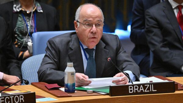 O chanceler brasileiro, Mauro Vieira, fala durante reunião do Conselho de Segurança de alto nível sobre a situação na Ucrânia, à margem da 78ª Assembleia Geral da ONU, na sede da ONU na cidade de Nova York, em 20 de setembro de 2023 - Sputnik Brasil