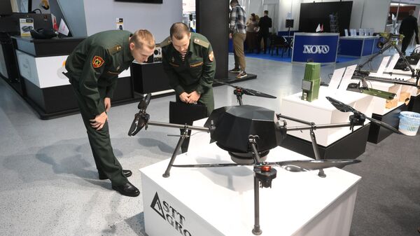 Drone russo que limpa minas de forma remota - Sputnik Brasil