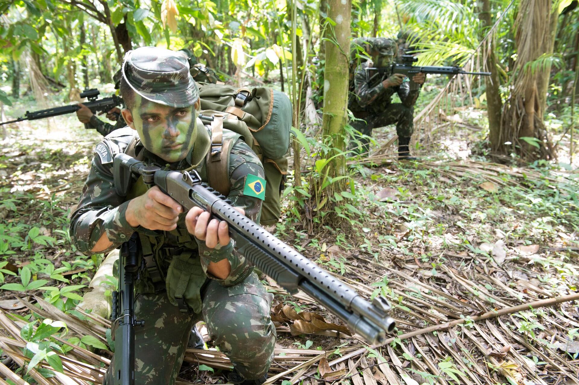 Militares brasileiros da Tropa Especial de Selva, Amazônia, 17 de maio de 2017 - Sputnik Brasil, 1920, 10.02.2024