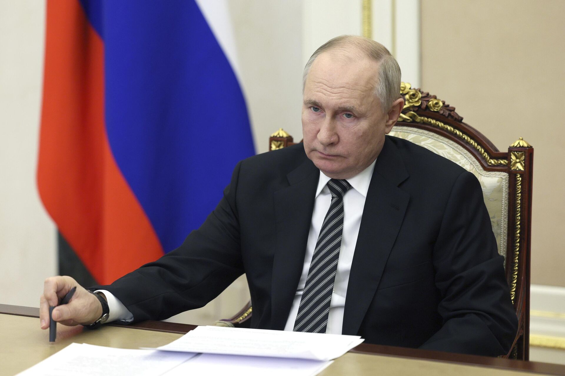 Vladimir Putin participa de reunião de gabinete por videoconferência em Moscou. Rússia, 25 de outubro de 2023 - Sputnik Brasil, 1920, 27.10.2023
