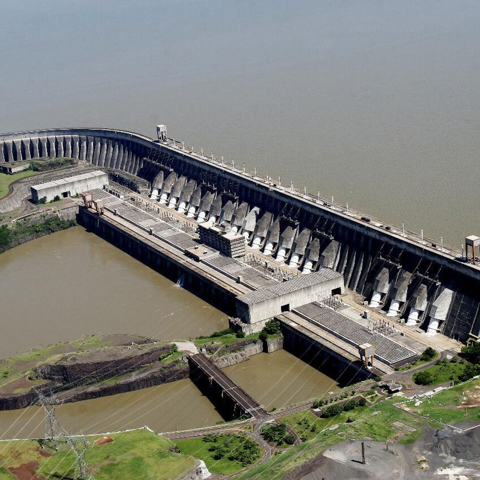 Paraguai pode travar negociações e emperrar verba milionária de Itaipu