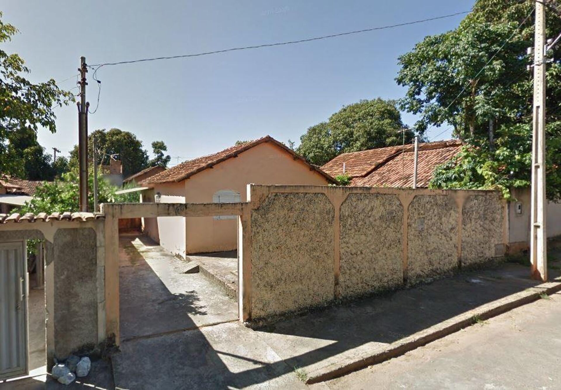 Casa onde Gabriel viveu sua infância, no município de Brasília de Minas (MG) - Sputnik Brasil, 1920, 27.10.2023