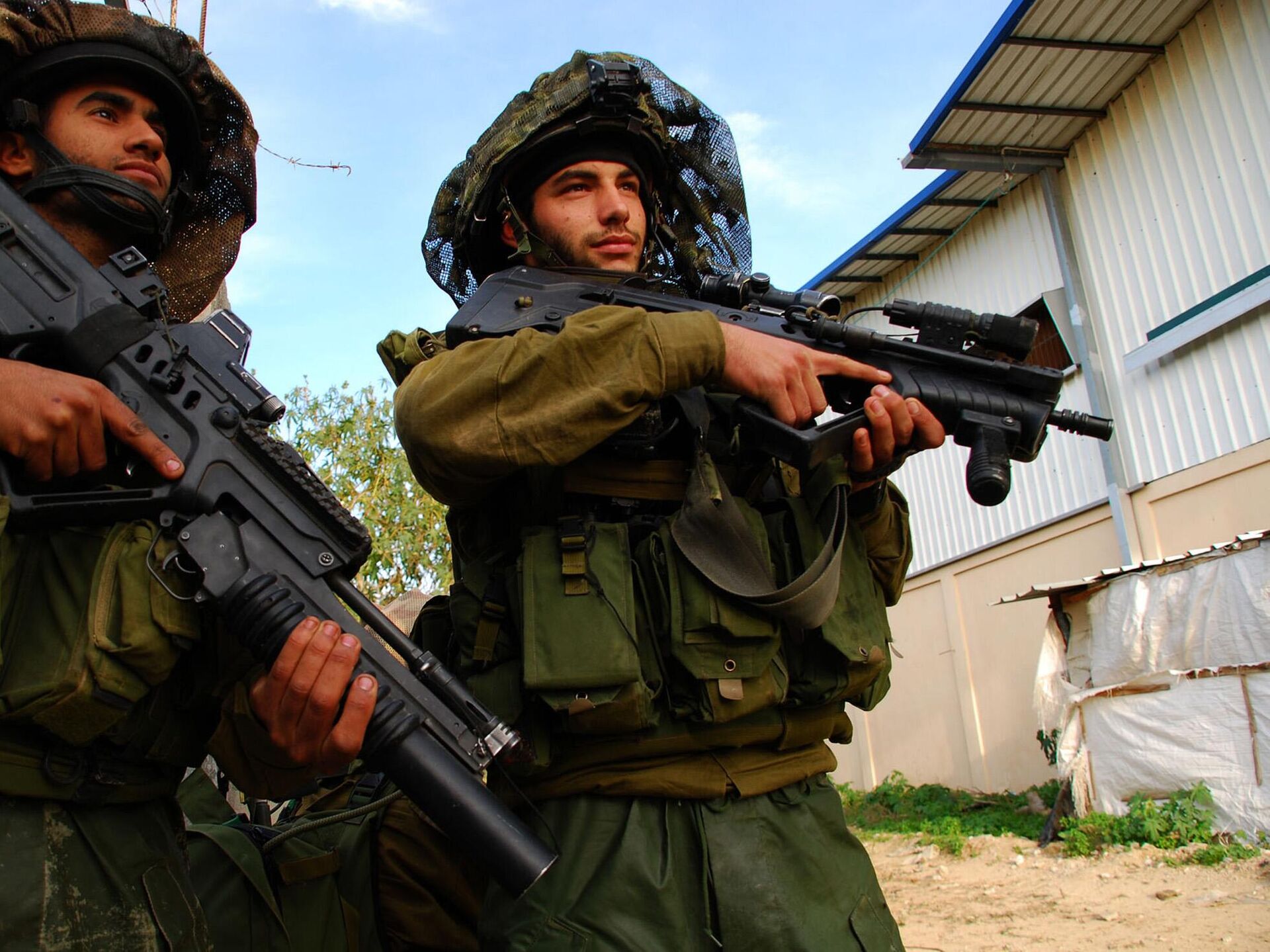 As FDI, a construção da nação e o militarismo israelita