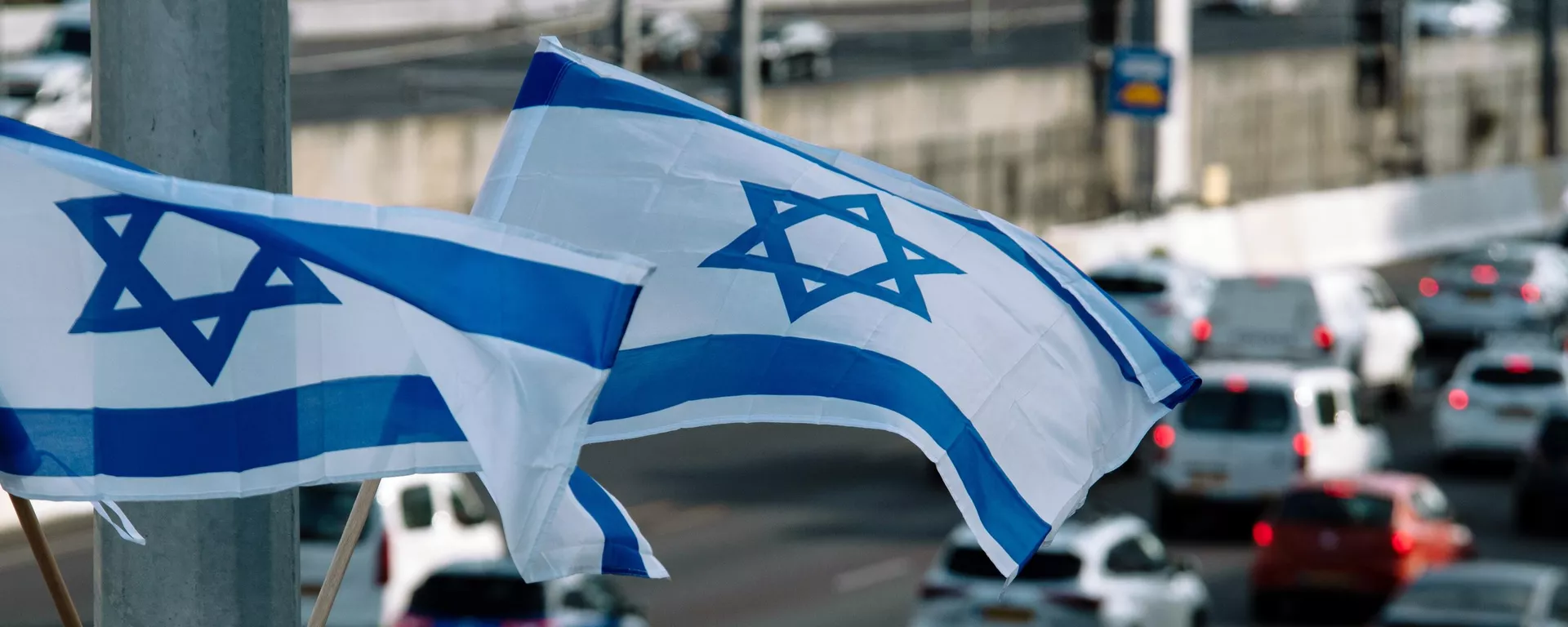 Bandeira de Israel em rua de Tel Aviv. - Sputnik Brasil, 1920, 01.11.2023