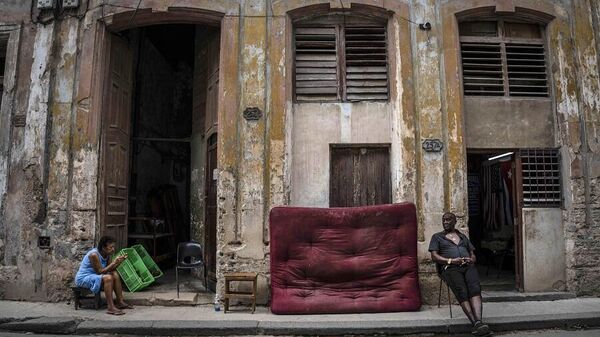Moradores em condições precárias de vida em bairro de Havana. Cuba, 9 de julho de 2022 - Sputnik Brasil