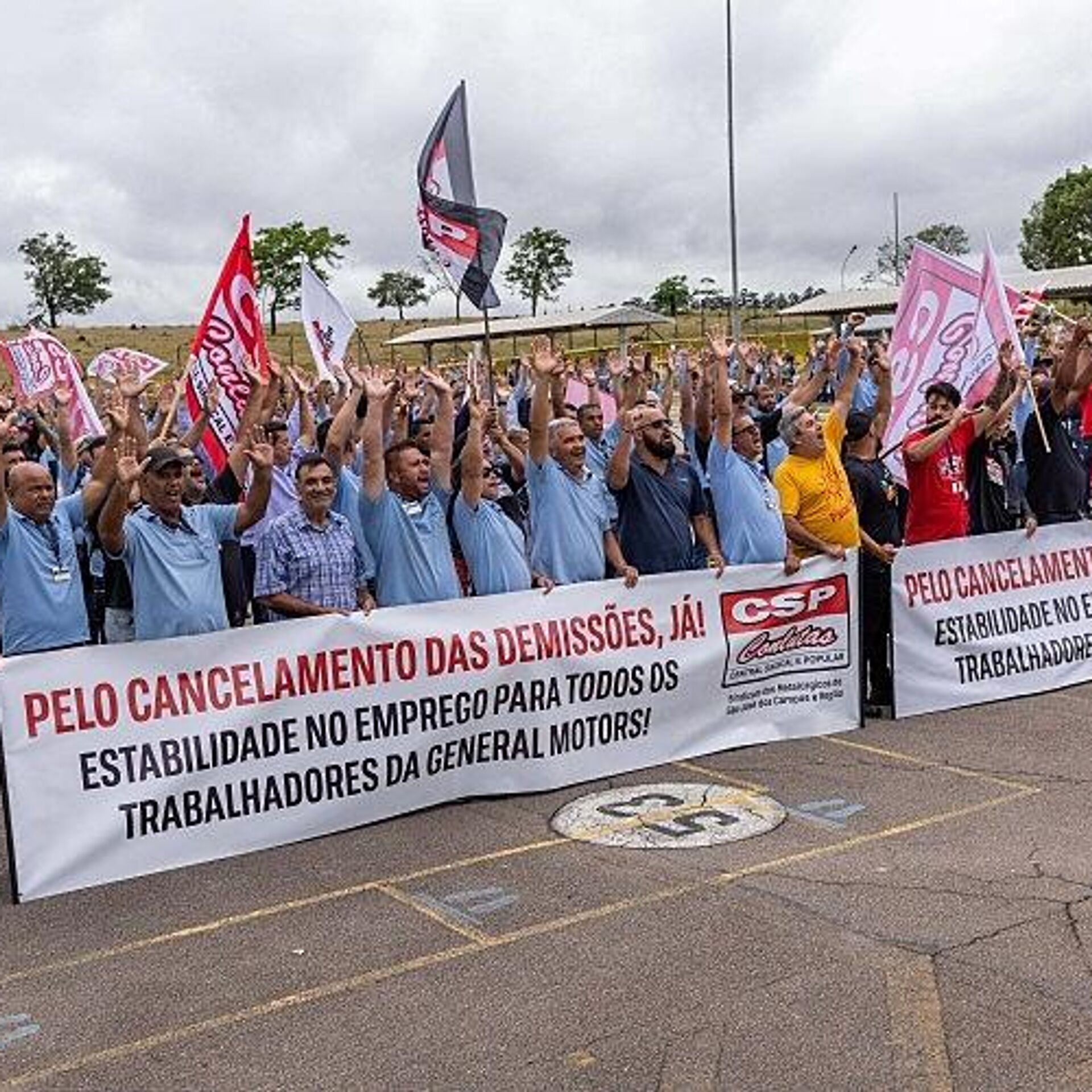 Assembleias nas fábricas de São Paulo e Mogi das Cruzes