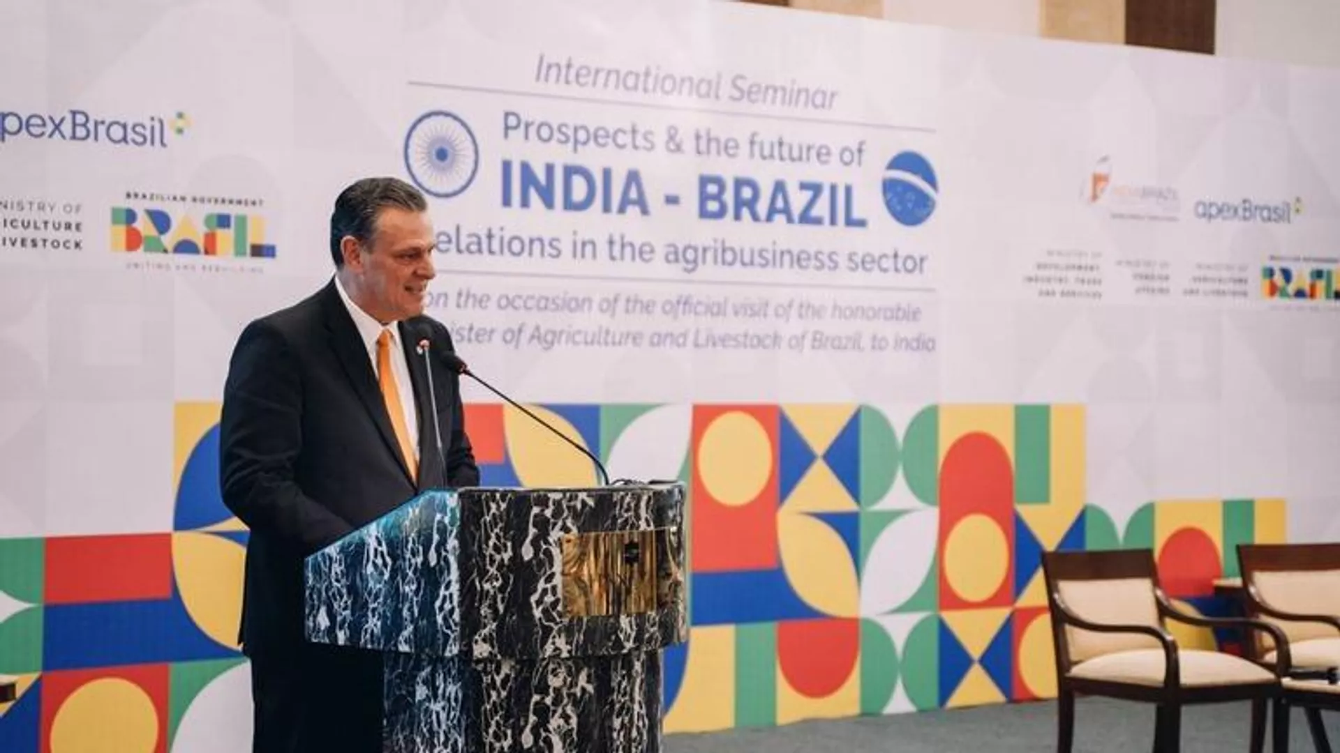 Ministro da Agricultura e Pecuária, Carlos Fávaro, na abertura do Seminário Internacional - Perspectivas e o Futuro da Índia e Brasil, em Nova Délhi, na Índia (novembro de 2023). - Sputnik Brasil, 1920, 03.11.2023