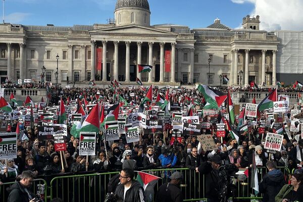 Manifestação pró-palestina em Londres, 04/11/2023. - Sputnik Brasil