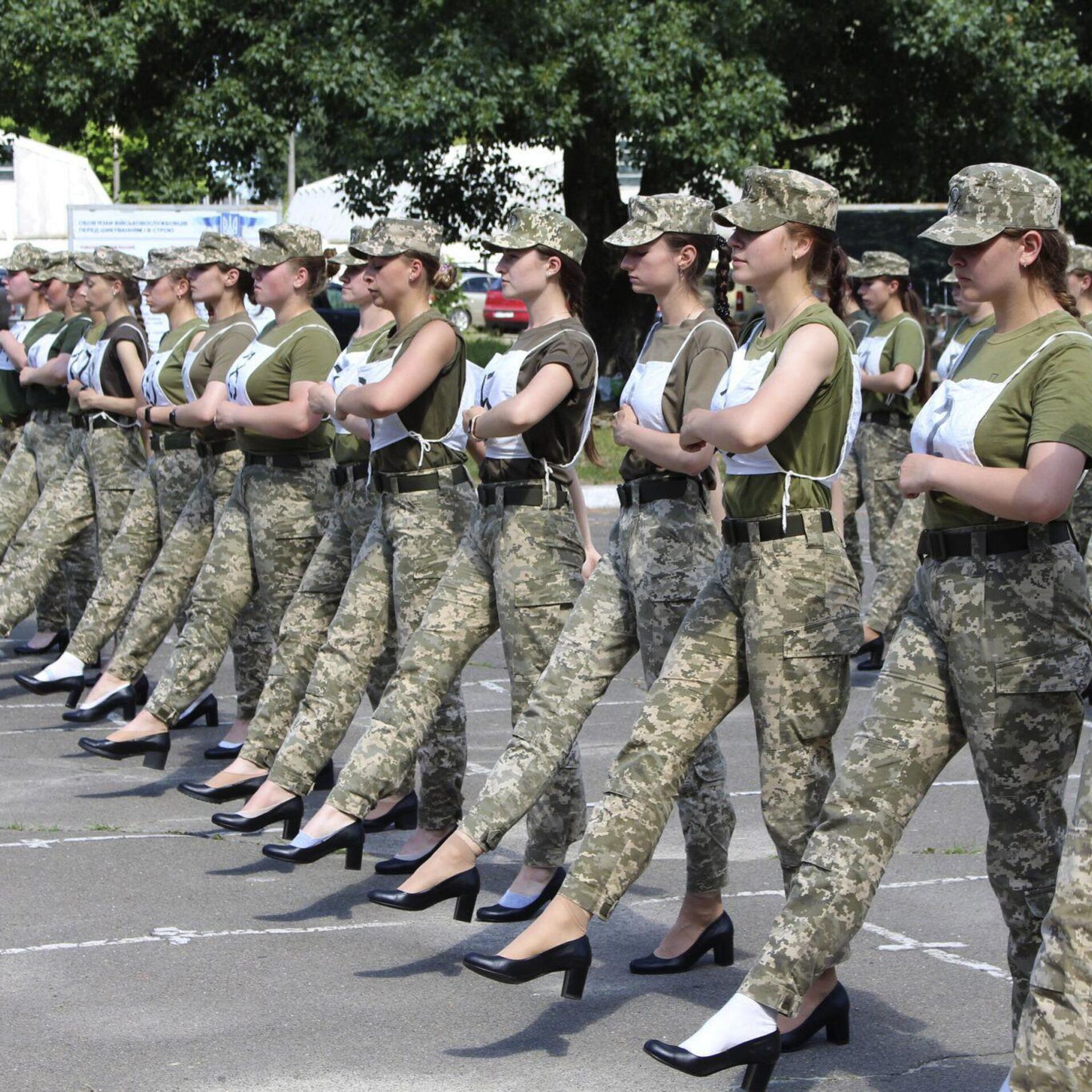 Mulheres No Exército