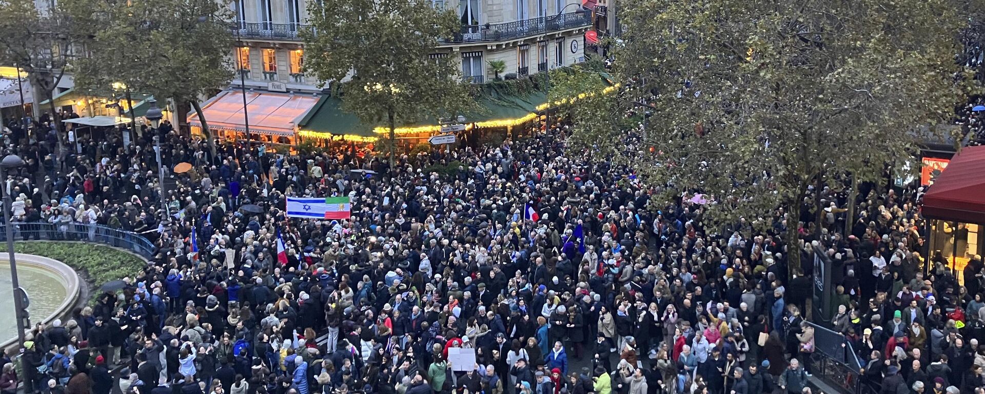 Marcha contra o antissemitismo reúne milhares de pessoas na França. Paris, 12 de novembro de 2023 - Sputnik Brasil, 1920, 12.11.2023