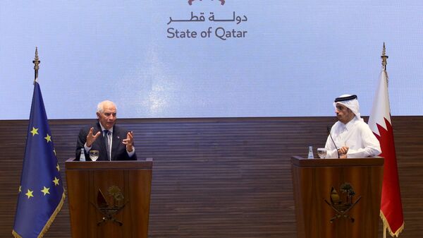Mohammed Bin Abdulrahman al-Thani e Josep Borrell durante coletiva em Doha. Catar, 19 de novmebro de 2023 - Sputnik Brasil