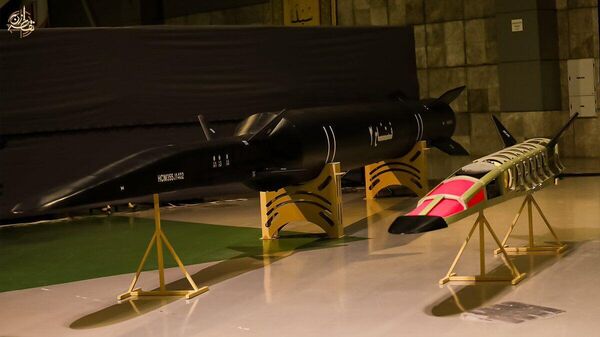 Novo míssil de cruzeiro hipersônico do Irã, Fattah 2 - Sputnik Brasil