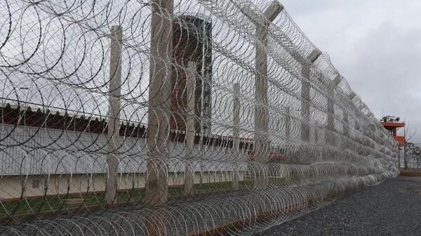 Cerca em unidade do Complexo Penitenciário da Papuda, em Brasília, no Distrito Federal  - Sputnik Brasil