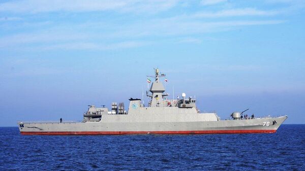 Novo navio de guerra do Irã, Deylaman - Sputnik Brasil