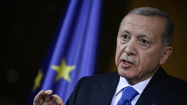 O presidente turco, Recep Tayyip Erdogan, em 17 de novembro de 2023 - Sputnik Brasil