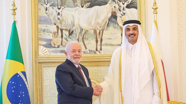 Presidente do Brasil, Luiz Inácio Lula da Silva, durante reunião com o emir do Catar, Tamim bin Hamad al-Thani. Doha, 30 de novembro de 2023 - Sputnik Brasil