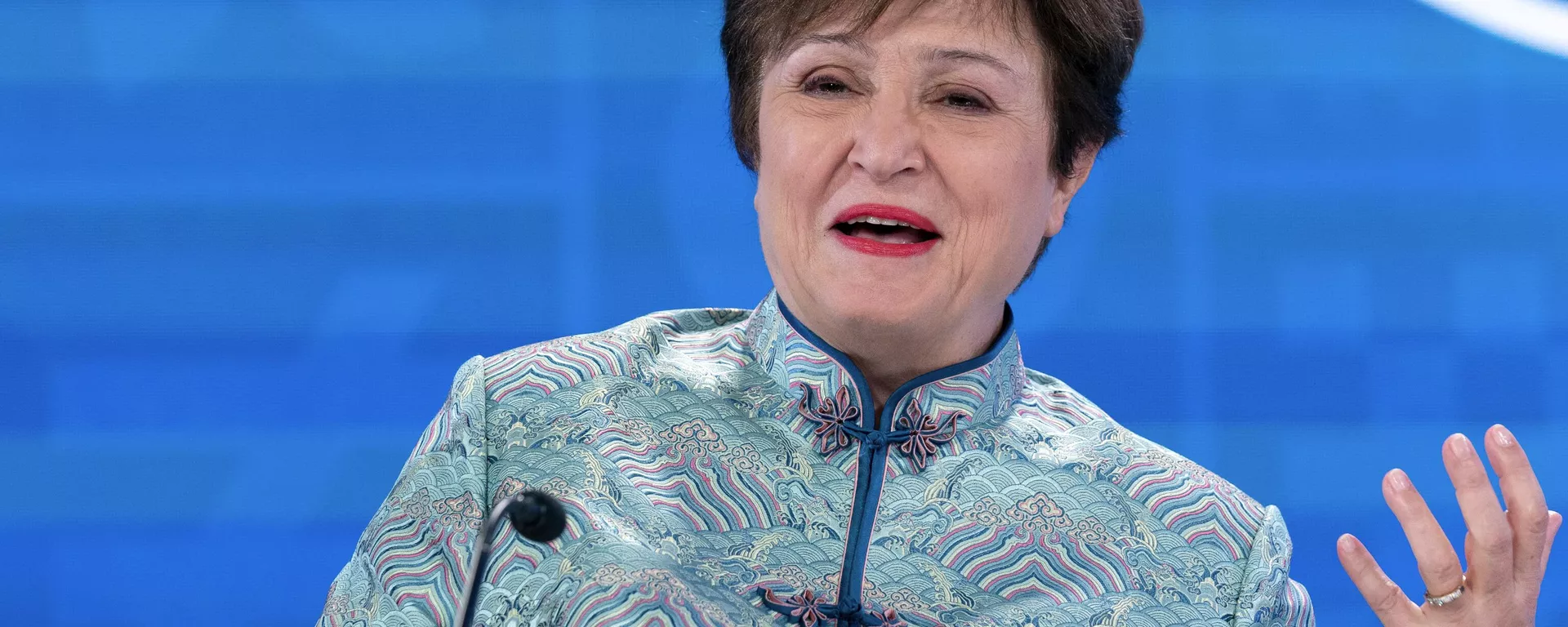 Kristalina Georgieva, diretora do Fundo Monetário Internacional (FMI), fala em coletiva de imprensa durante as Reuniões de Primavera do Banco Mundial/Fundo Monetário Internacional, na sede do FMI, em Washington, EUA, 14 de abril de 2023 - Sputnik Brasil, 1920, 18.12.2023