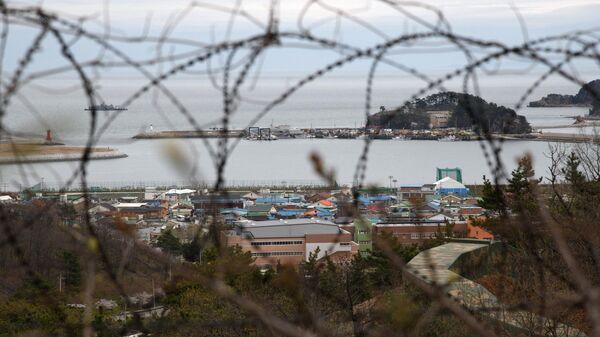 Panorama da ilha de Yeonpyeong, perto da fronteira marítima com a Coreia do Norte, 24 de abril de 2018 - Sputnik Brasil