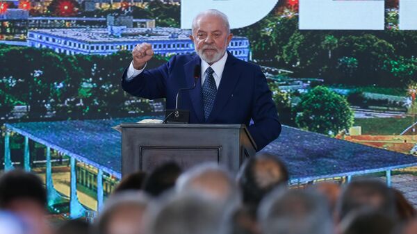 O presidente Luiz Inácio Lula da Silva durante discurso no ato Democracia Inabalada, em 8 de janeiro de 2024 - Sputnik Brasil