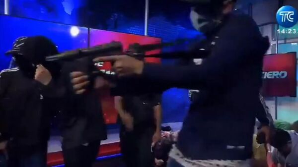 Homens armados em TV equatoriana. Guayaquil, 9 de janeiro de 2024 - Sputnik Brasil