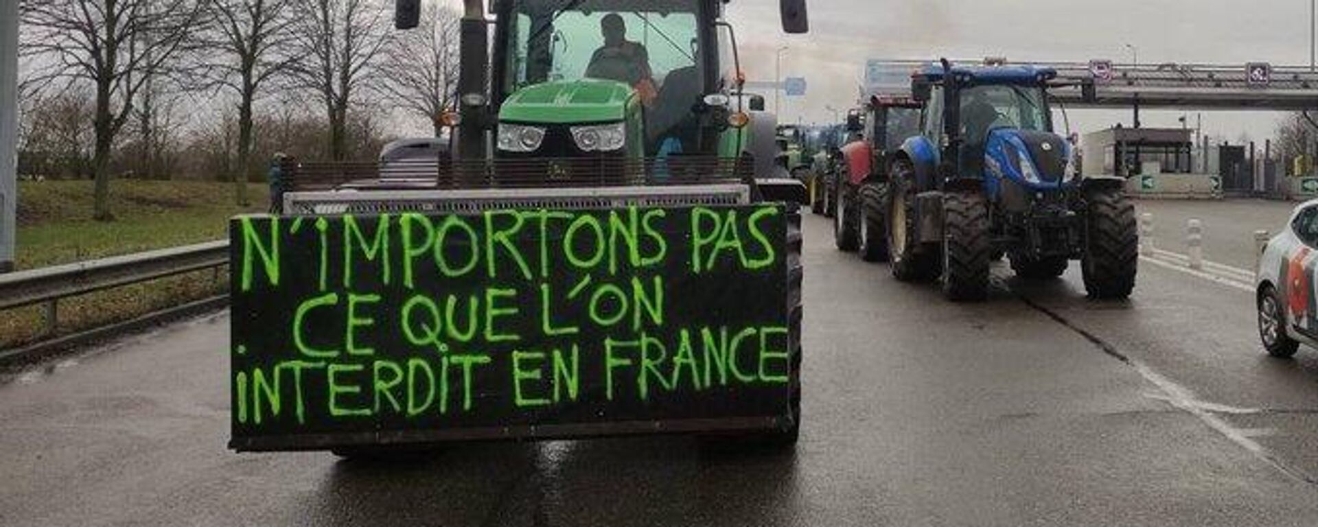 Agricultores protestam na França  - Sputnik Brasil, 1920, 01.02.2024