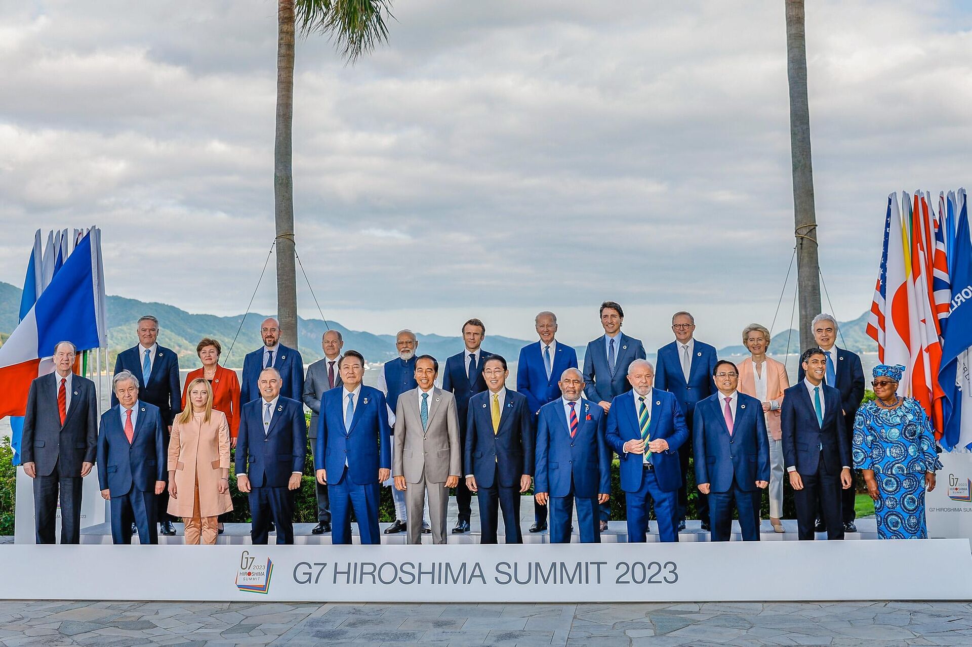 Presidente da República, Luiz Inácio Lula da Silva, durante fotografia oficial dos chefes de delegação dos países-membros e dos países convidados do G7, 20 de maio de 2023 - Sputnik Brasil, 1920, 30.01.2024