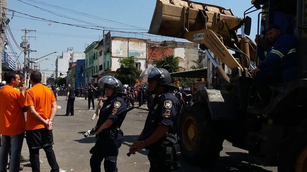 Agentes de segurança durante operação policial em região da Cracolândia, em São Paulo. - Sputnik Brasil