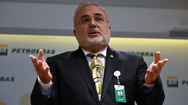 O presidente da empresa brasileira de energia Petrobras, Jean Paul Prates, fala durante entrevista coletiva na sede da Petrobras no Rio de Janeiro, Brasil, em 2 de março de 2023 - Sputnik Brasil