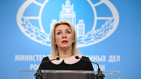 A porta-voz do Ministério das Relações Exteriores da Rússia, Maria Zakharova, participa de seu briefing semanal em Moscou, na Rússia - Sputnik Brasil