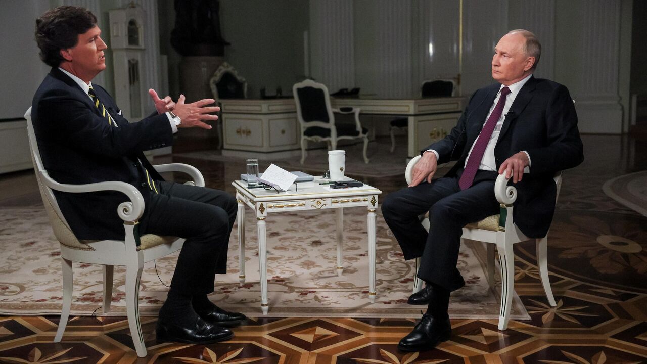 Entrevista na íntegra: Putin explica a Carlson a visão da Rússia -  09.02.2024, Sputnik Brasil