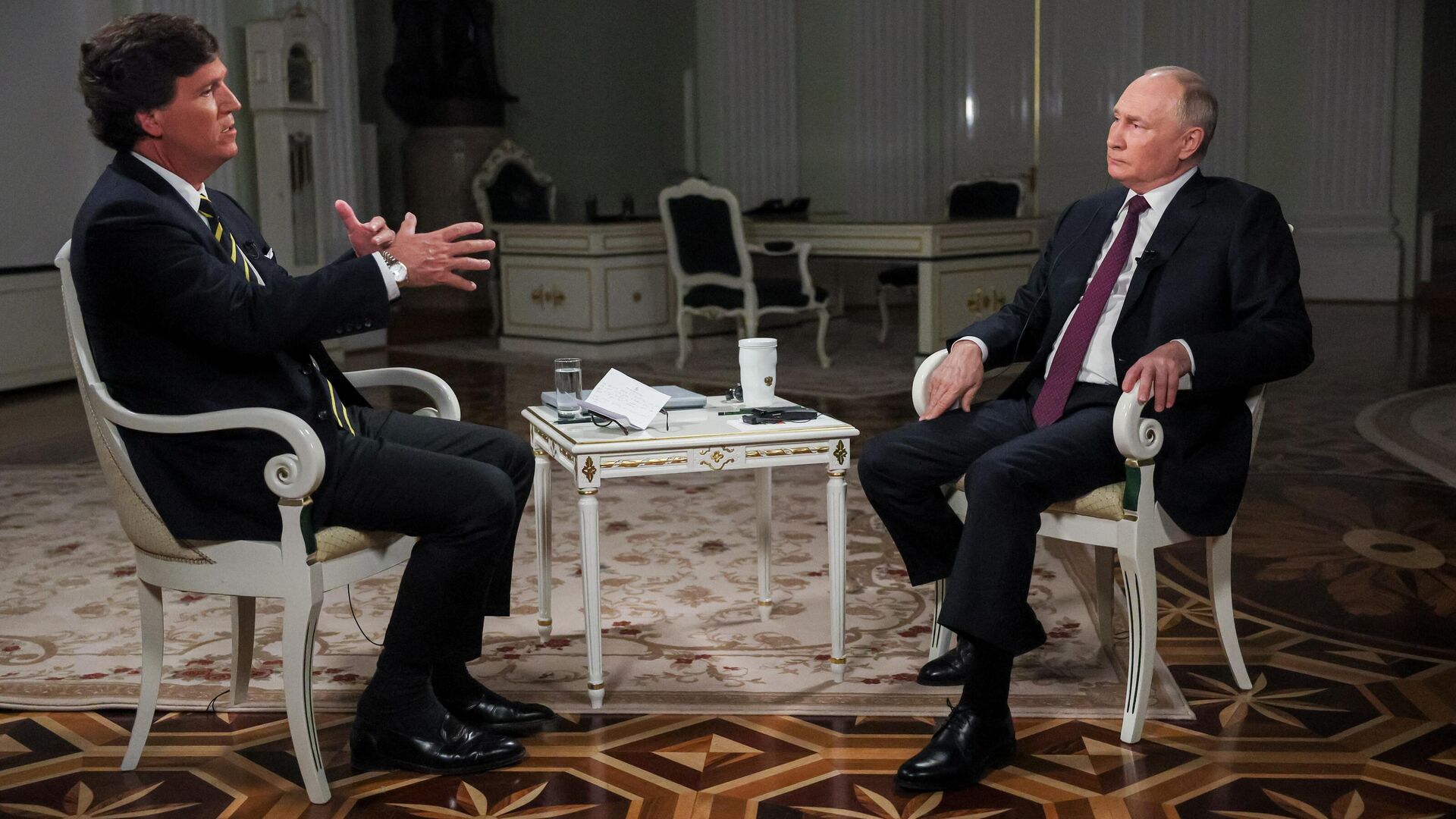 Vladimir Putin, presidente da Rússia, dá entrevista a Tucker Carlson, jornalista e fundador da plataforma de vídeo Tucker Carlson Network, dos EUA, em 6 de fevereiro de 2024 - Sputnik Brasil, 1920, 09.02.2024