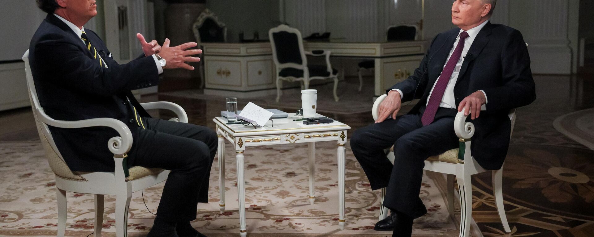 Vladimir Putin, presidente da Rússia, dá entrevista a Tucker Carlson, jornalista e fundador da plataforma de vídeo Tucker Carlson Network, dos EUA, em 6 de fevereiro de 2024 - Sputnik Brasil, 1920, 09.02.2024