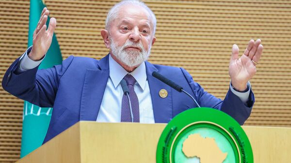 Presidente do Brasil, Luiz Inácio Lula da Silva durante a cerimônia de abertura da 37ª Cúpula da União Africana, na sede da organização. Adis Abeba, Etiópia, 16 de fevereiro de 2024 - Sputnik Brasil
