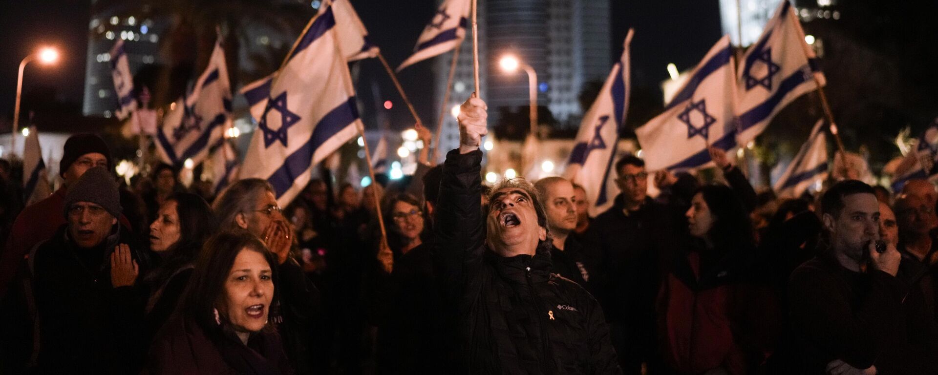 Manifestantes pedem novas eleições em Israel por conta da guerra com o Hamas na Faixa de Gaza. Tel Aviv, 17 de fevereiro de 2024 - Sputnik Brasil, 1920, 17.02.2024