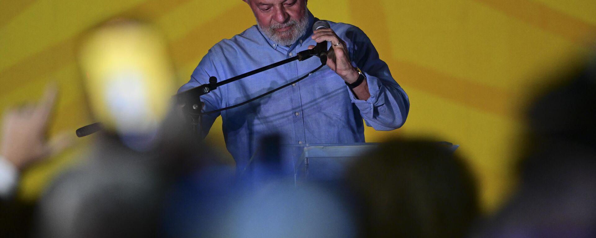 Lula da Silva, presidente brasileiro, discursa durante cerimônia de lançamento de um projeto de investimento cultural da Petrobras no Museu de Arte Moderna do Rio de Janeiro, Brasil, em 23 de fevereiro de 2024 - Sputnik Brasil, 1920, 24.02.2024