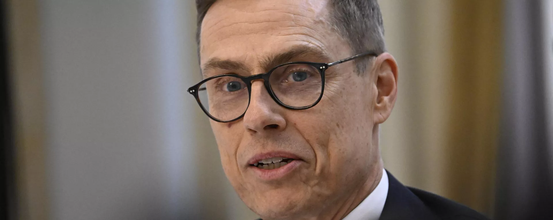 O presidente eleito da Finlândia, Alexander Stubb, dá uma entrevista coletiva na 60ª Conferência de Segurança de Munique (MSC, na sigla em inglês) em Munique, sul da Alemanha, em 18 de fevereiro de 2024 - Sputnik Brasil, 1920, 03.03.2024