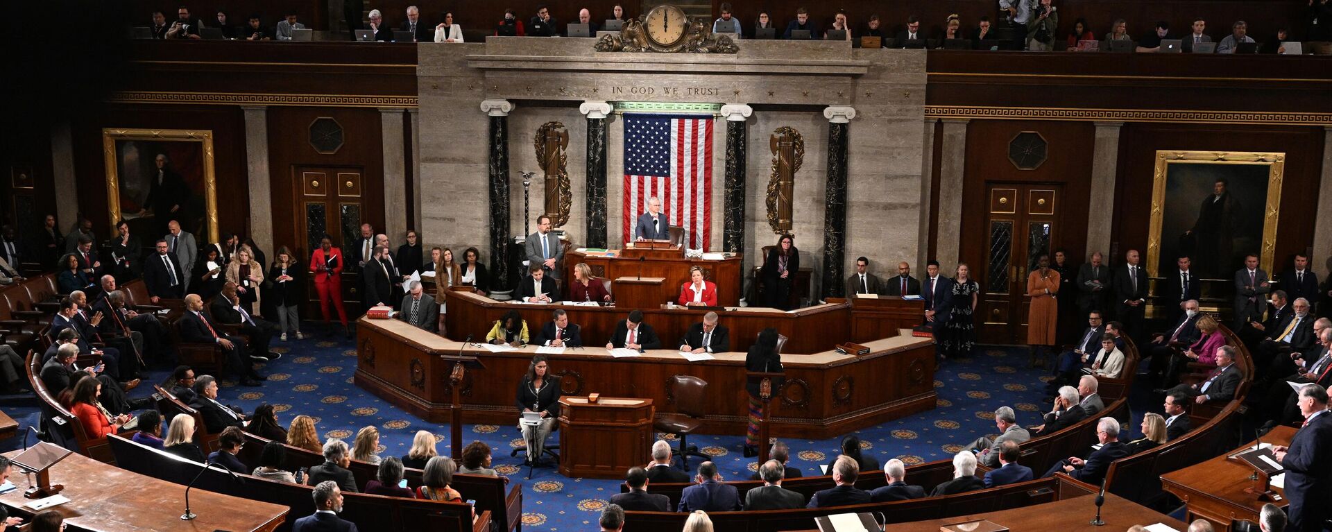 Panorama da sala de votação da Câmara dos Representantes sobre um novo presidente da Câmara no Capitólio dos EUA. Washington, D.C., 18 de outubro de 2023 - Sputnik Brasil, 1920, 04.03.2024