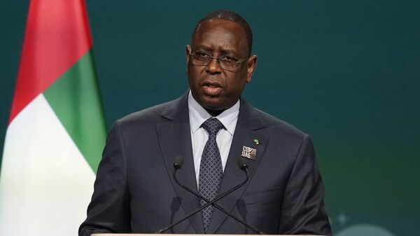 Presidente do Senegal, Macky Sall, discursa durante sessão plenária na Conferência das Nações Unidas sobre as Mudanças Climáticas de 2023 (COP28), em Dubai, Emirados Árabes Unidos, em 1º de dezembro de 2023 - Sputnik Brasil