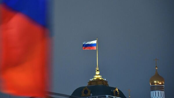 Bandeira russa no pináculo do Palácio do Grande Kremlin, Moscou, Rússia, foto publicada em 23 de fevereiro de 2024 - Sputnik Brasil