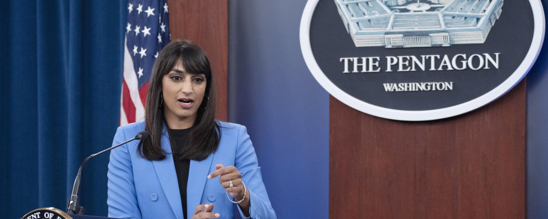A vice-secretária de imprensa do Pentágono, Sabrina Singh, fala durante um briefing no Pentágono. Washington D.C., 29 de janeiro de 2024 - Sputnik Brasil, 1920, 21.03.2024